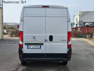 PEUGEOT Boxer usata, con Autoradio