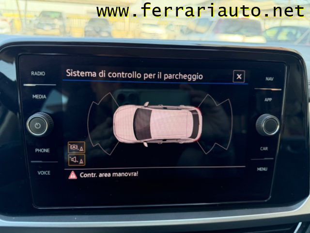 VOLKSWAGEN T-Roc usata, con Controllo automatico clima