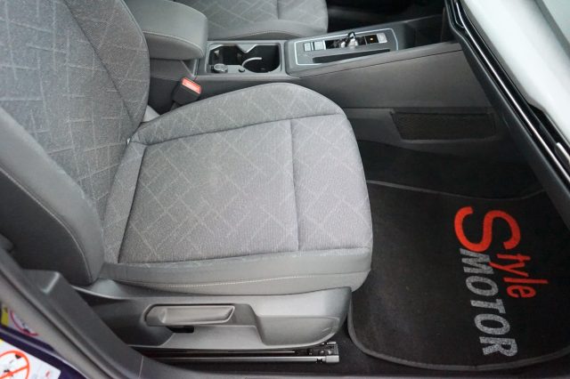 VOLKSWAGEN Golf usata, con Monitoraggio pressione pneumatici