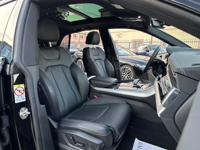 AUDI Q8 usata, con Autoradio