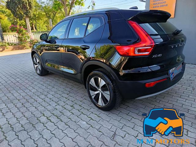VOLVO XC40 usata, con Autoradio