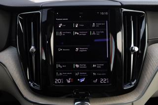 VOLVO XC60 usata, con Luci diurne