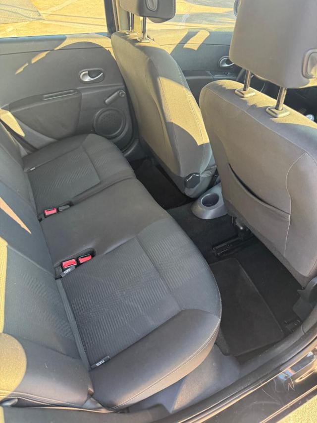 RENAULT Clio usata, con Controllo trazione