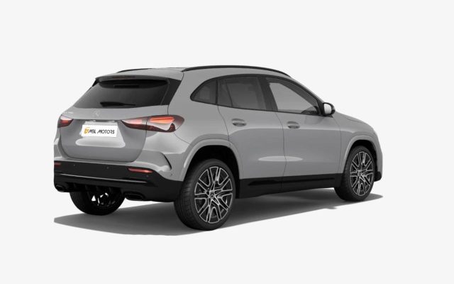 MERCEDES-BENZ GLA 200 usata, con Airbag