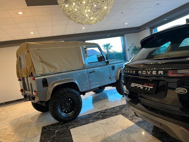 LAND ROVER Defender usata 10