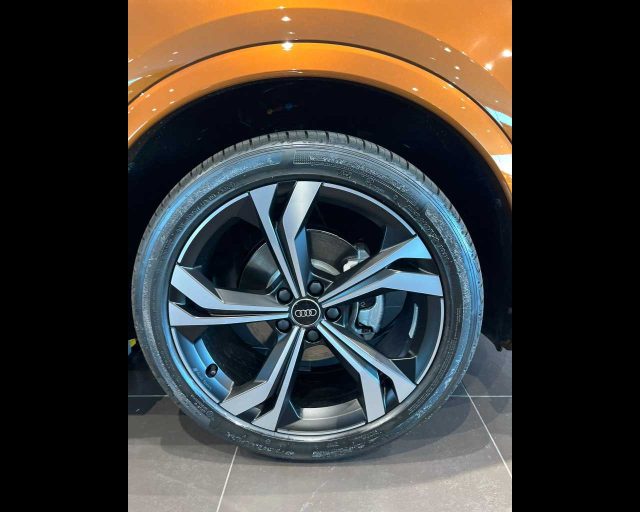 AUDI Q3 usata 6