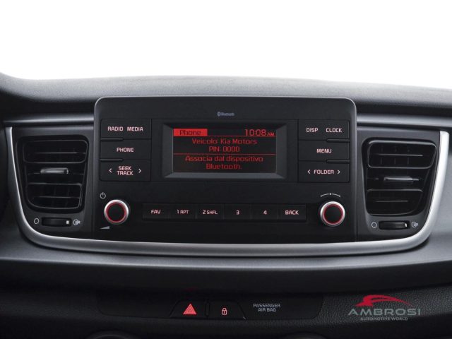 KIA Rio usata 13