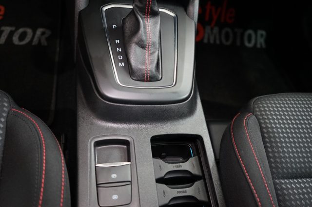 FORD Focus usata, con Park Distance Control