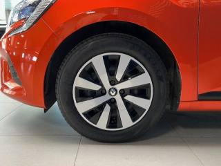 RENAULT Clio usata, con USB