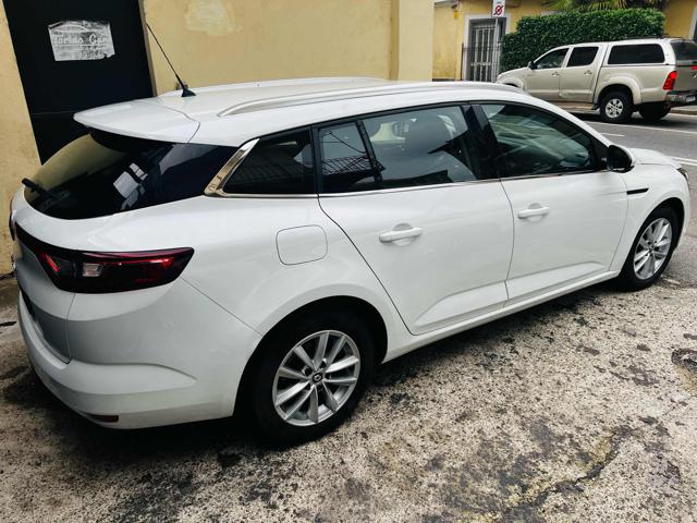 RENAULT Megane usata, con Autoradio