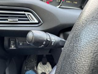 PEUGEOT 308 usata, con Servosterzo
