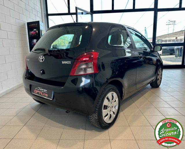 TOYOTA Yaris usata, con Airbag Passeggero