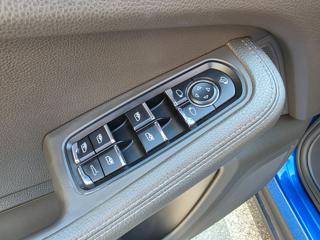 PORSCHE Macan usata, con Touch screen