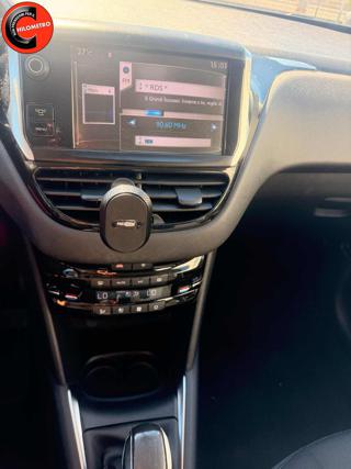 PEUGEOT 208 usata, con Boardcomputer