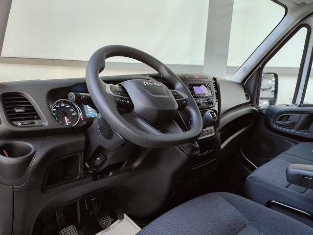 IVECO Daily usata, con Volante multifunzione