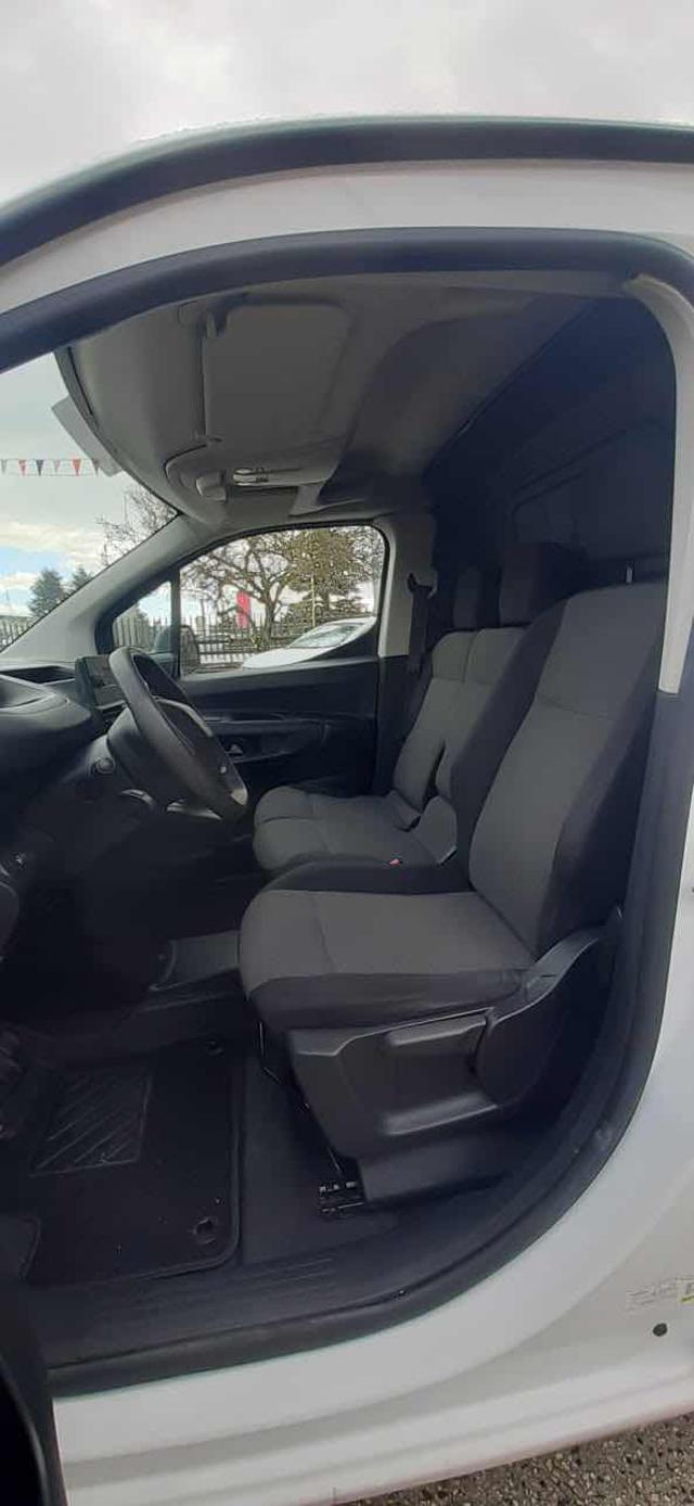 PEUGEOT Partner usata 17