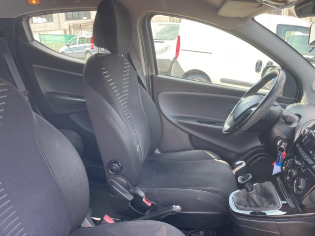 LANCIA Ypsilon usata 12