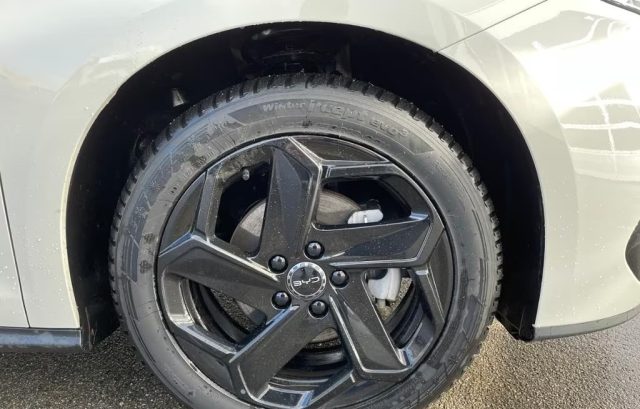 BYD Seal 6 usata, con Alzacristalli elettrici