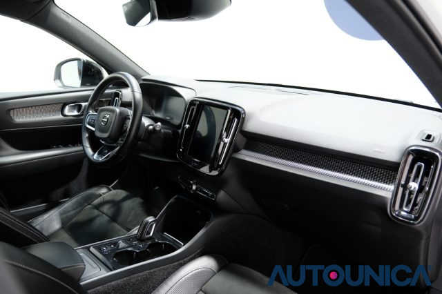 VOLVO XC40 usata 58
