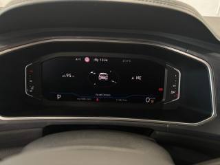 VOLKSWAGEN T-Roc usata, con Volante in pelle
