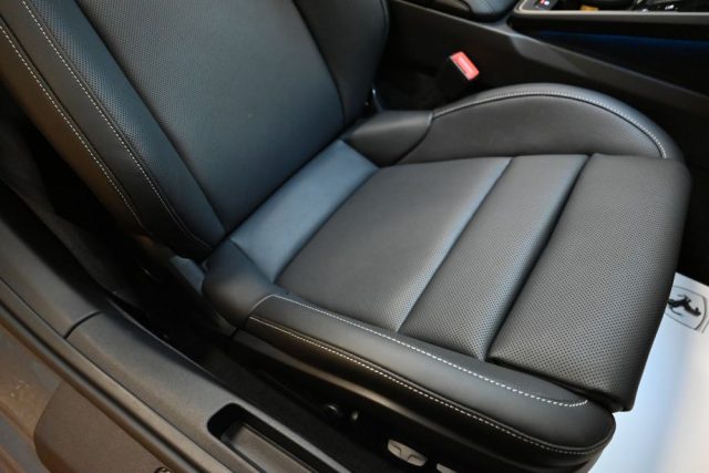 PORSCHE 992 usata 57
