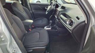 JEEP Renegade usata, con USB