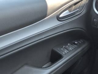 ALFA ROMEO Stelvio usata, con Specchietti laterali elettrici