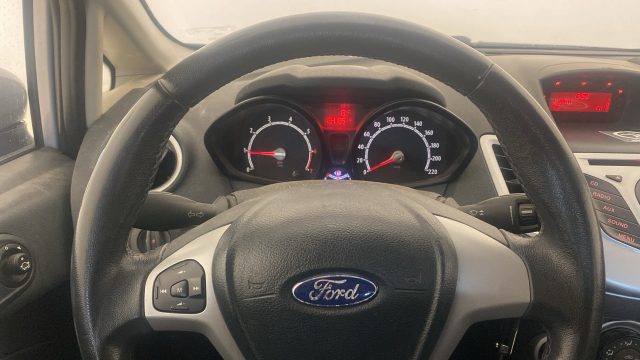 FORD Fiesta usata, con Controllo trazione