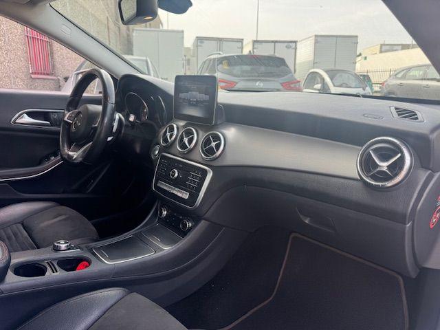 MERCEDES-BENZ CLA 220 usata, con Fendinebbia