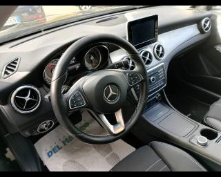MERCEDES-BENZ GLA 220 usata, con Bracciolo