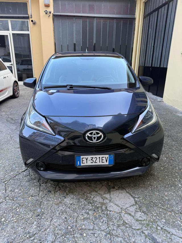 TOYOTA Aygo usata, con Airbag