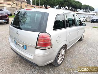 OPEL Zafira usata 26