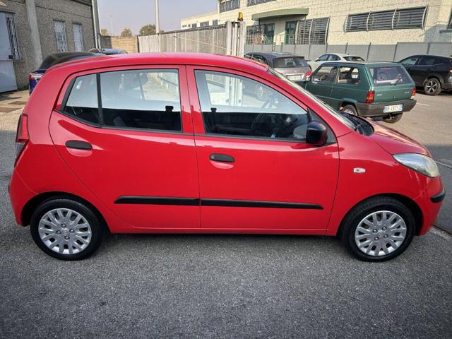 HYUNDAI i10 usata, con Sedile posteriore sdoppiato