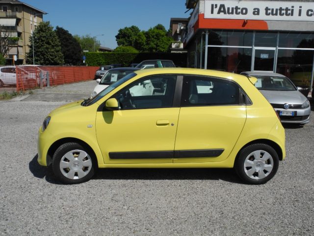 RENAULT Twingo usata, con Airbag