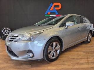 TOYOTA Avensis 2.0 D-4D Wagon Lounge