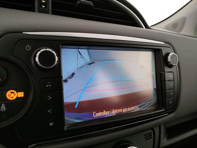 TOYOTA Yaris usata, con ESP