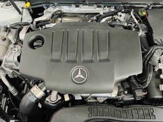 MERCEDES-BENZ CLA 180 usata, con Frenata d