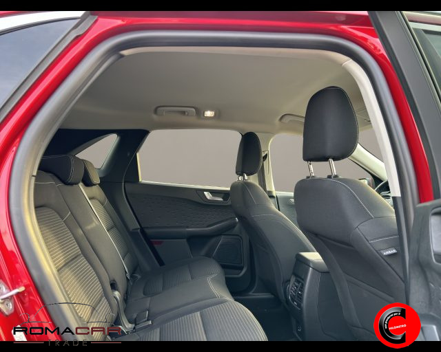 FORD Kuga usata, con Bracciolo