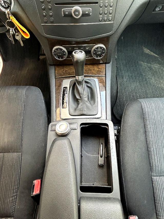MERCEDES-BENZ C 220 usata, con Lettore CD