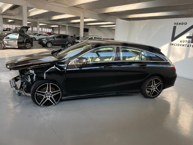 MERCEDES-BENZ CLA 200 usata, con Alzacristalli elettrici