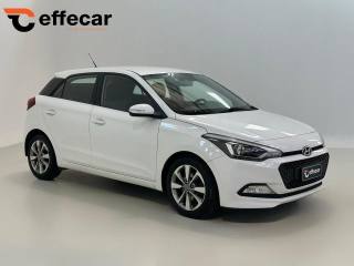 HYUNDAI i20 usata, con Airbag laterali