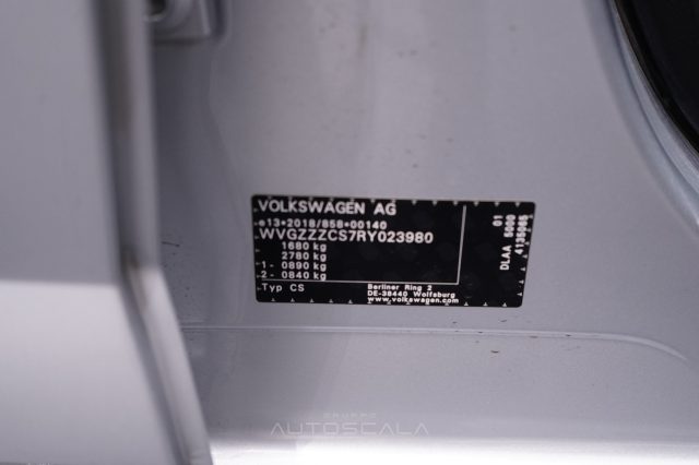 VOLKSWAGEN Taigo usata 33