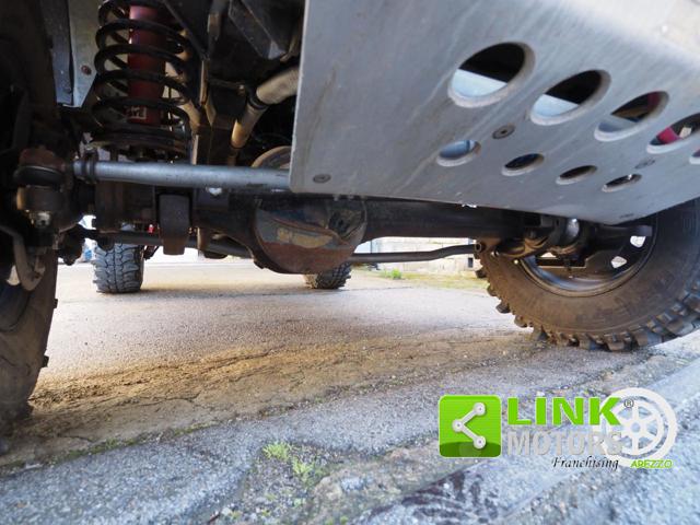 LAND ROVER Defender usata 11