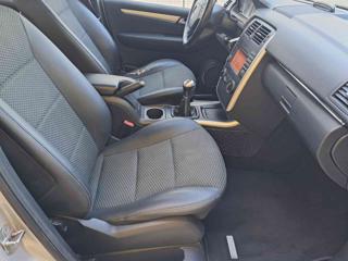 MERCEDES-BENZ B 180 usata, con Sedile posteriore sdoppiato
