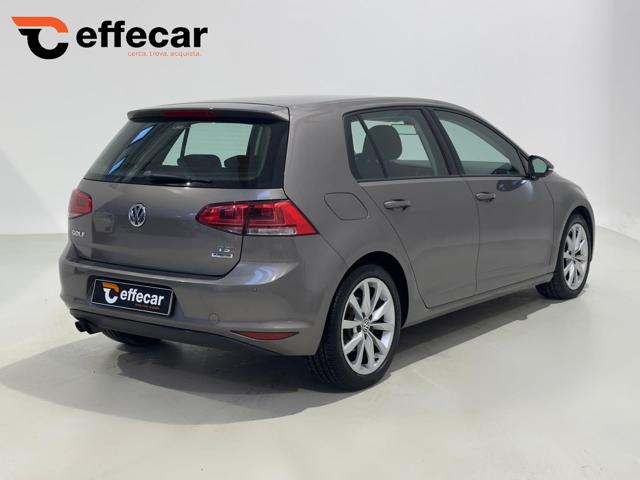 VOLKSWAGEN Golf usata, con Autoradio