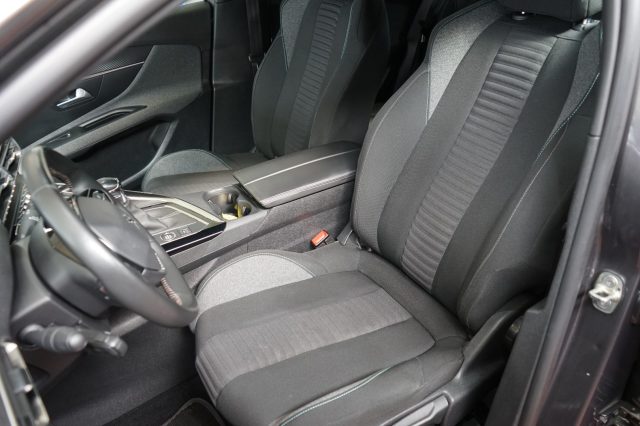 PEUGEOT 3008 usata, con Bracciolo