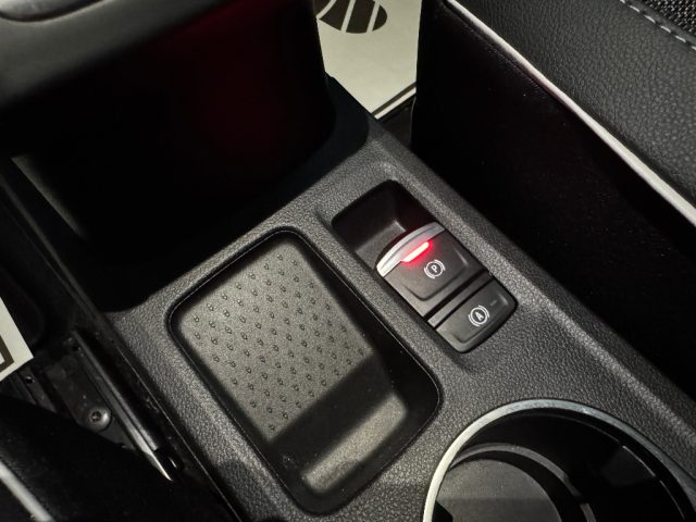 RENAULT Captur usata 31
