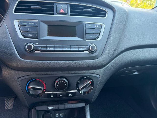HYUNDAI i20 usata, con Controllo trazione