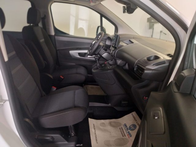 FIAT Doblo usata, con Sedile posteriore sdoppiato