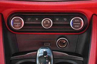 ALFA ROMEO Stelvio usata, con Park Distance Control